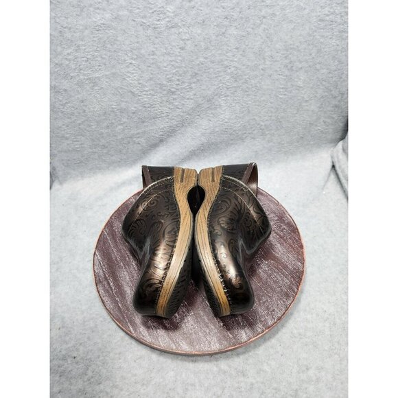 Dansko Womens Brown Leather Clogs With Embossed Floral Design - Size 39 - Picture 13 of 13